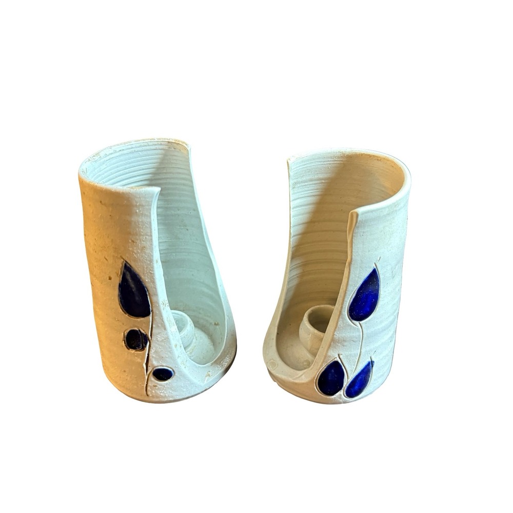Williamsburg Pottery Candle Sconce Pair Blue White Salt Glazed Stoneware Taper